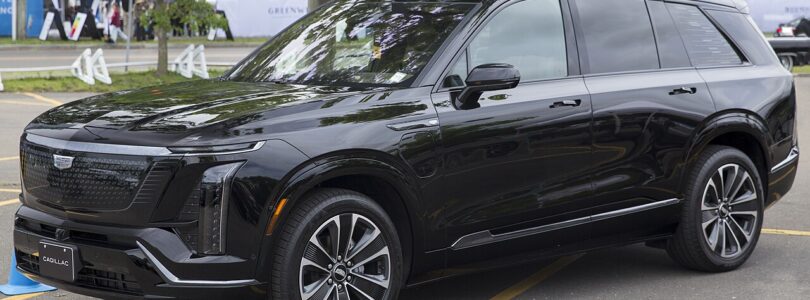 Cadillac VISTIQ Three Row EV Opens UAE Pricing