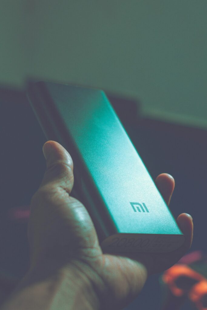 Best UAE power banks for creators in 2026: Anker, UGREEN, Xiaomi picks, airline Wh rules, and USB-C PD tips for phone camera laptop kits.